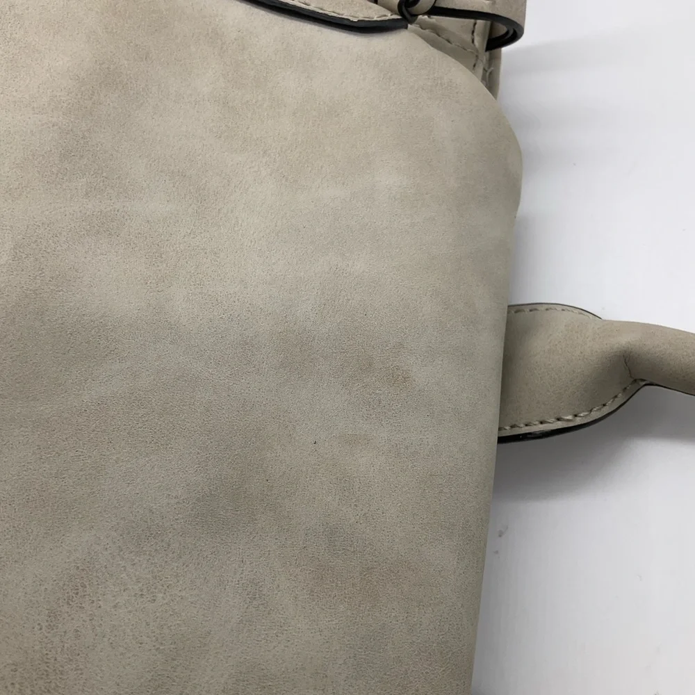 ULTRA SOFT FAUX LEATHER BACKPACK‎